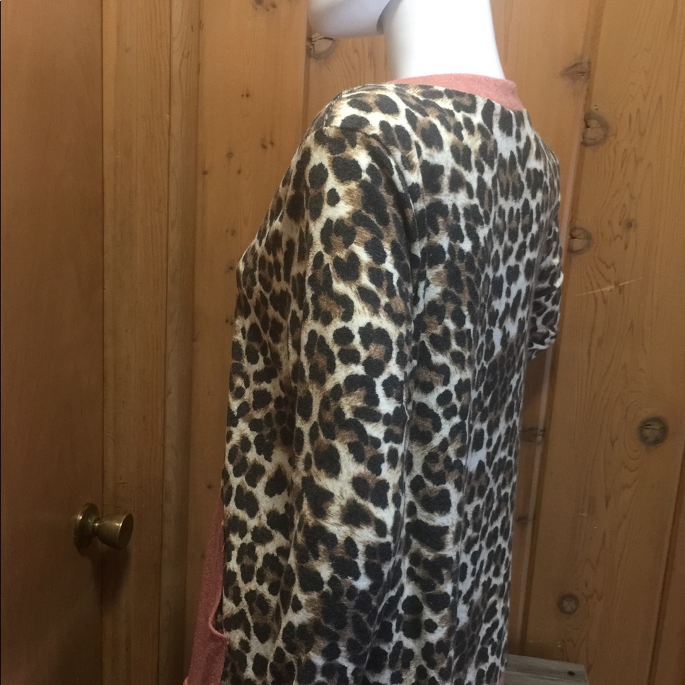 NWOT Color Block Animal Print Top - Picture 6 of 6
